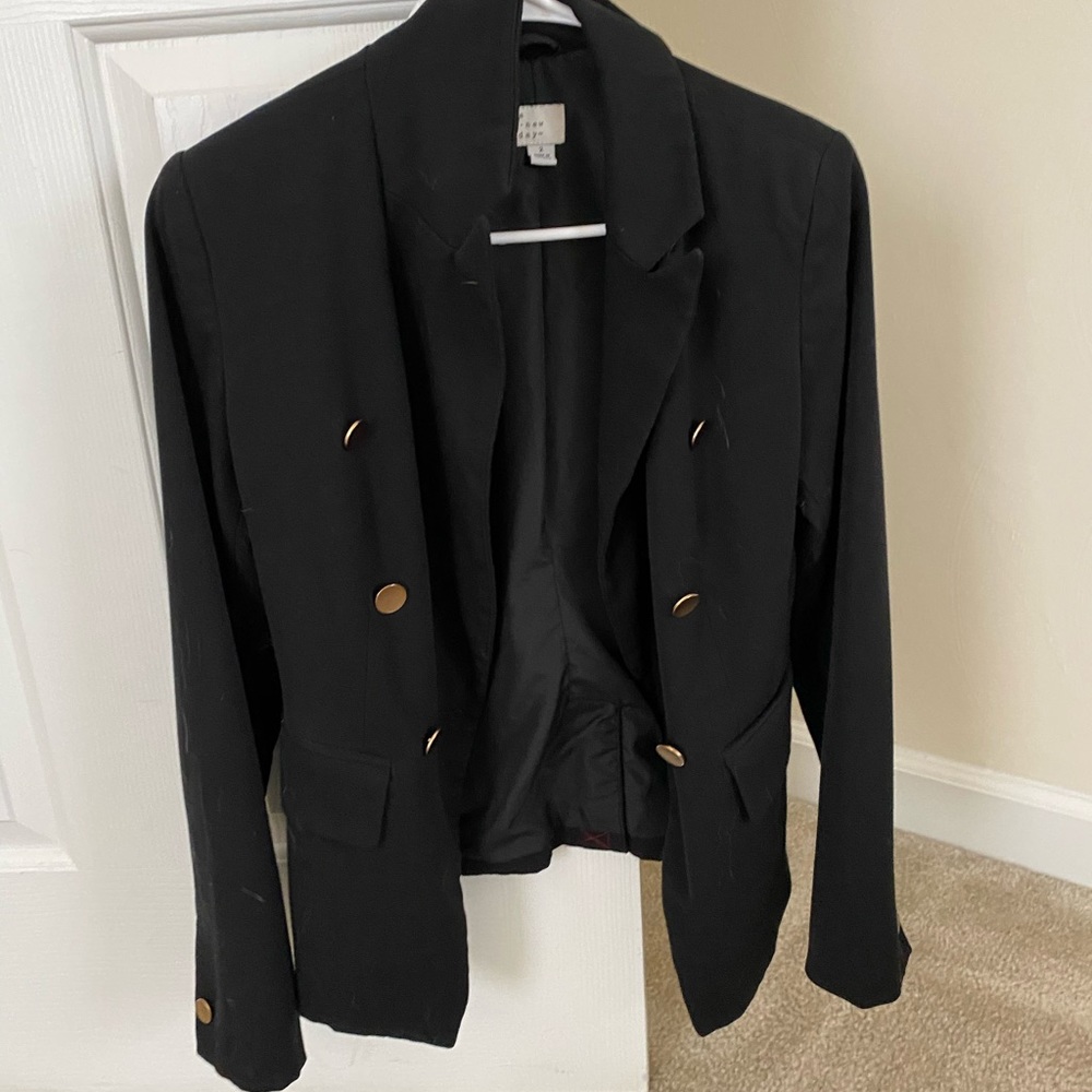 Black and gold blazer